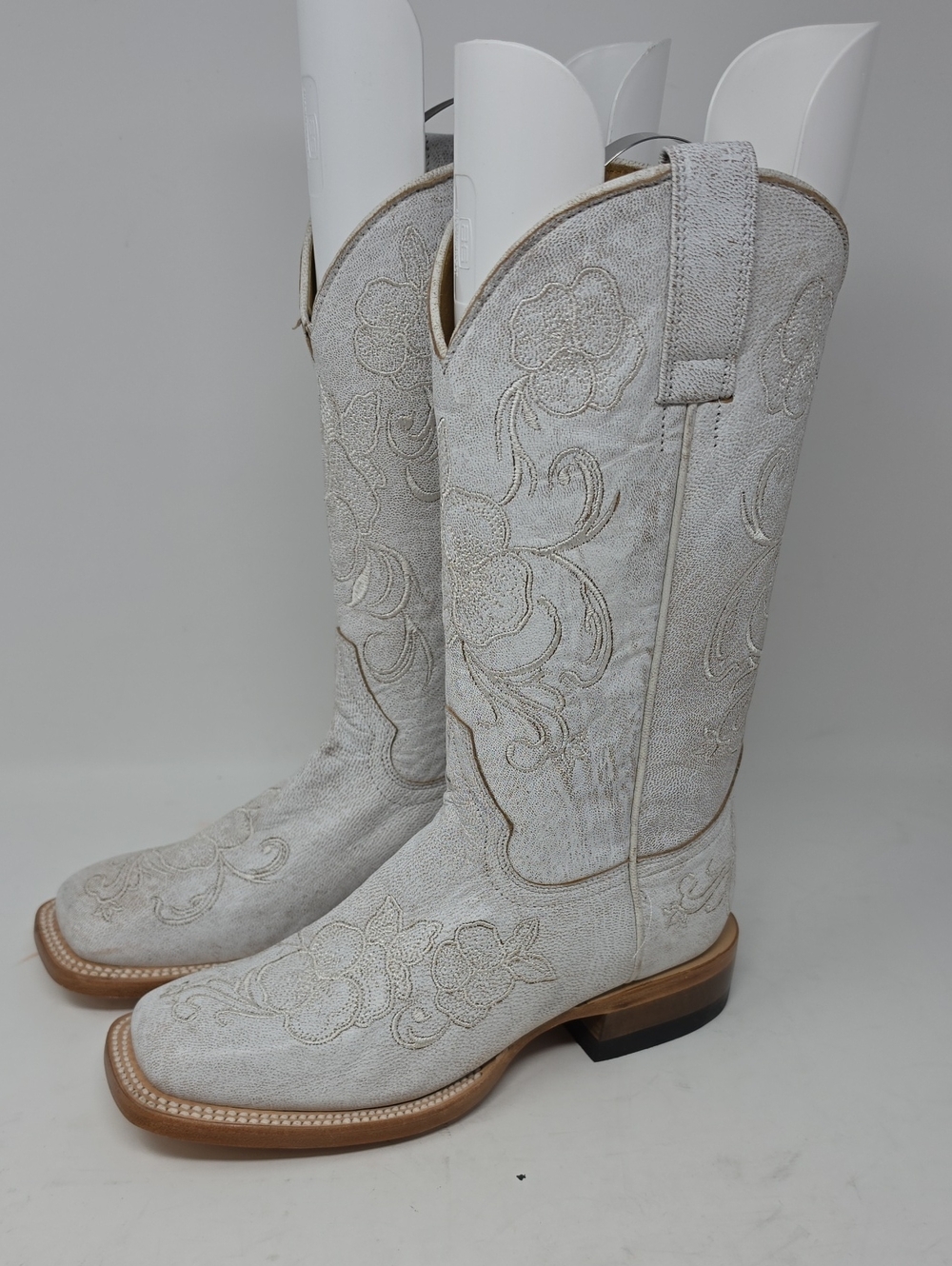 Shyanne Women's Lasy Western Boots - Broad Square Toe Size 6.5M